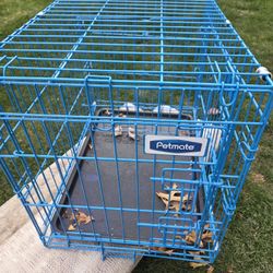 Small dog cage.. Up to #35. Pound dog..