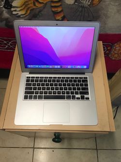 13” MacBook Air i5 processor 256gb SSD 8gb Ram come with charger good condition year 2015