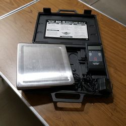 BCS -80  Briefcase Scale 0 -85 Lbs