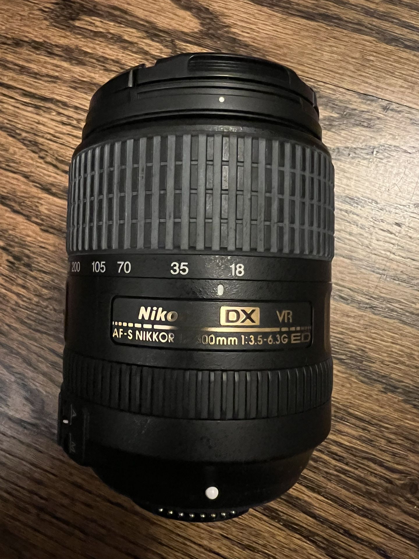 Nikon AF-S 18-300mm F/3.5-6.3G ED DX VR Zoom Lens 