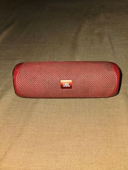 JBL Red Flip 5