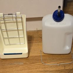 Small Animal Food and Water 