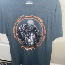 Avengers Infinity War Tshirt Large