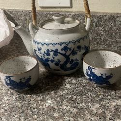 Vintage Japanese Tea Pot