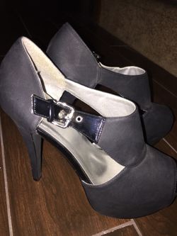 Gray and black high heels. Gray condition. Size 10