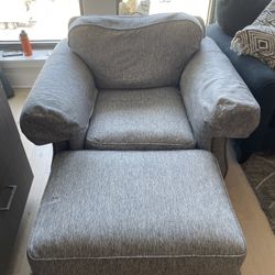 Oversized Gray Armchair with Ottoman – Comfy & Clean