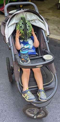 Graco Jogging Stroller – $20 (Cash Only)
