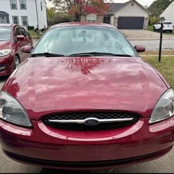 2004 Ford Taurus