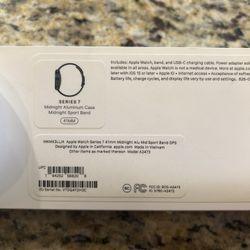 Apple Watch Series 7 41mm Midnight Aluminum Case / Midnight Sport Band