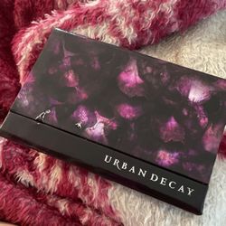 Urban Decay Beauty With An Edge Palette 