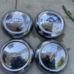 OEM 1951 1952 1953 CHEVY DOG DISH HUBCAPS SET OF 4 Fleetline Styline Wagon