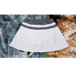 FILA Sport White Tennis Golf Skort Gray Stripe w/ Shorts Size Small 15" Length