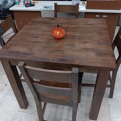 *Petrifying Value!!!*---Mysterious Brantley Dining Table Sets W/4 Chairs---Delivery And Financing Available😎