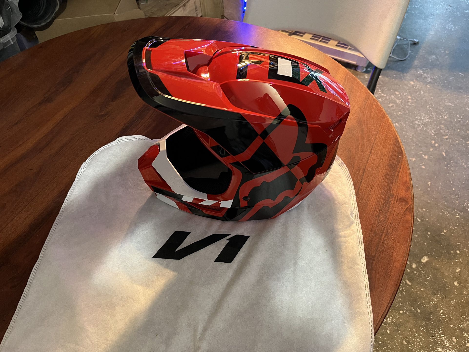 Fox Helmet Youth/medium (new)