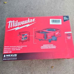 Milwaukee NEXUS Vacuum Dedicated Debris Separator