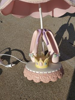 Girls porcelain or ceramic lamp