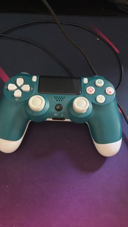 PS4 controller