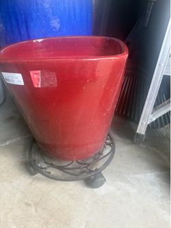 Planter pots