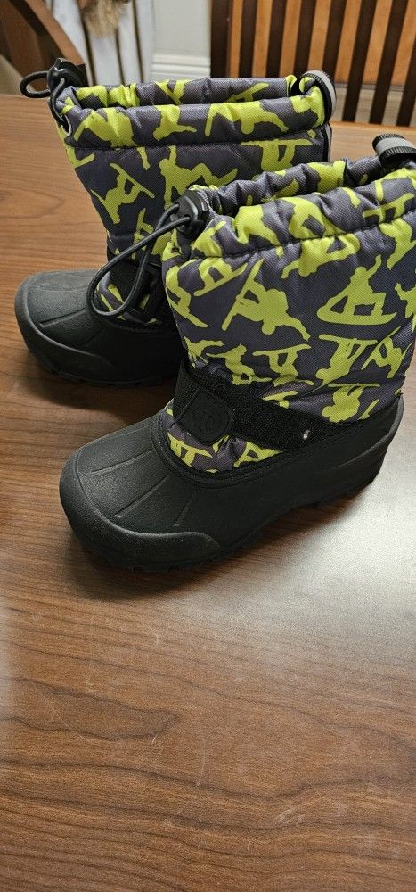 Kids Size 11 Snow Boots