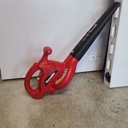 LEAF BLOWER