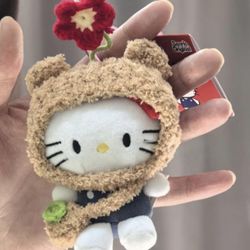 Hello Kitty Plush Keychain 