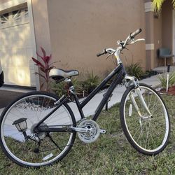 Cannondale Adventure - SRAM SX4 Components - Great Condition