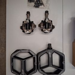 Shimano Deore XT M8040 Flat Trail Pedals