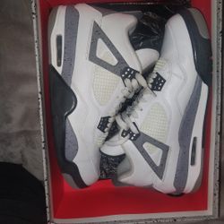 Jordan 4 White Cement 