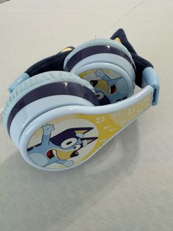 eKids Bluey Bluetooth Wireless Headphones