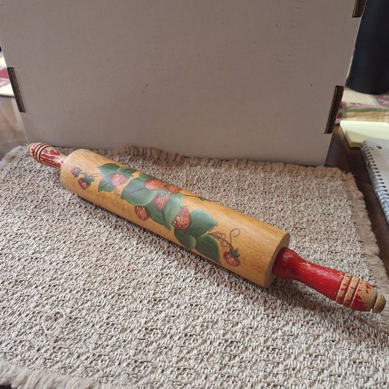VINTAGE HAND-PAINTED ROLLING PIN - STRAWBERRIES