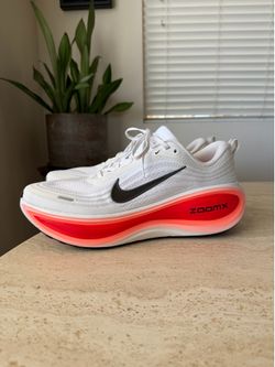 Nike Vomero Plus White Bright Crimson Men's Running Shoes HV8150-100 SZ 14 US