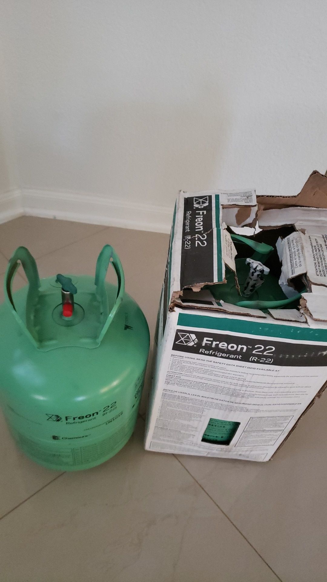Freon R22. Refrigerant