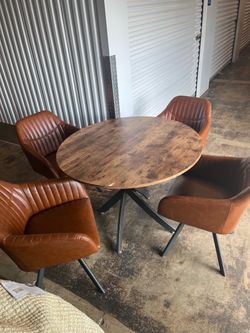 Round Dining Table with 4 Leather Chairs