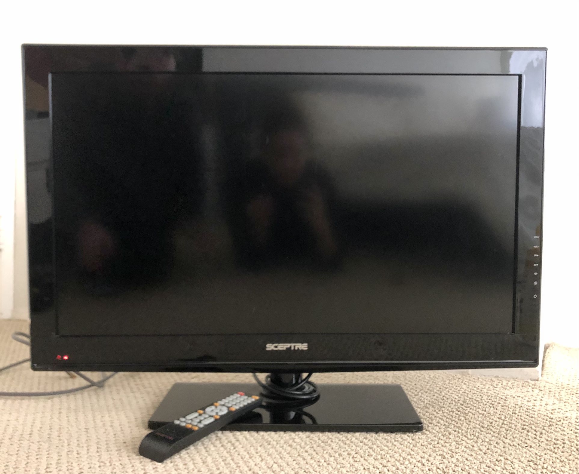 Sceptre 32 Inch TV Model X32