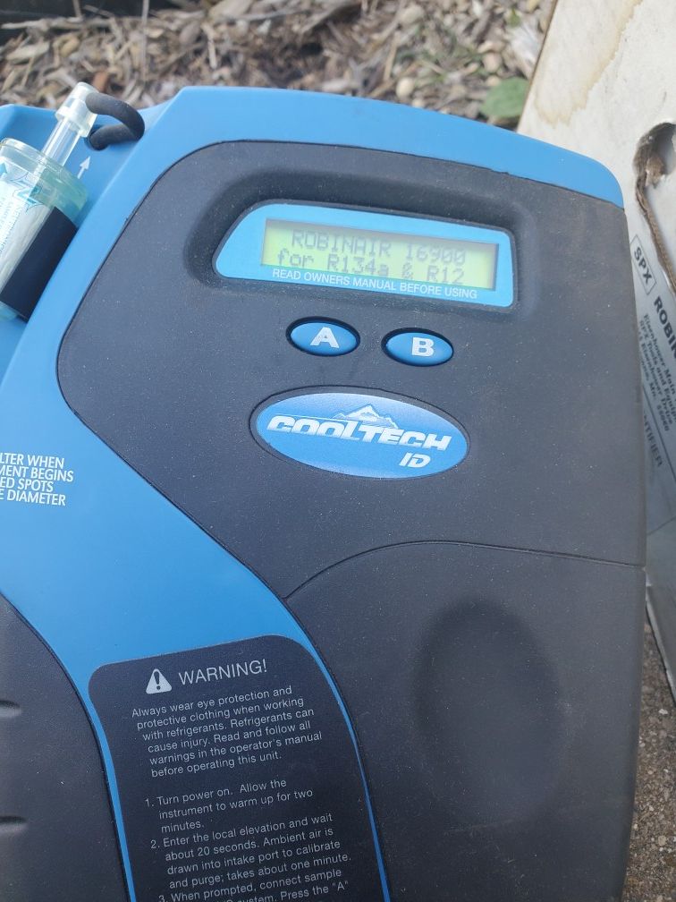 Cool tech Robinair SPX 16900 ac checker for car