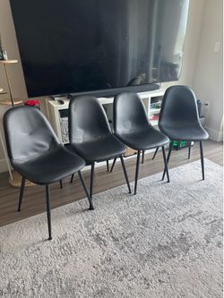 4 Leather black chairs