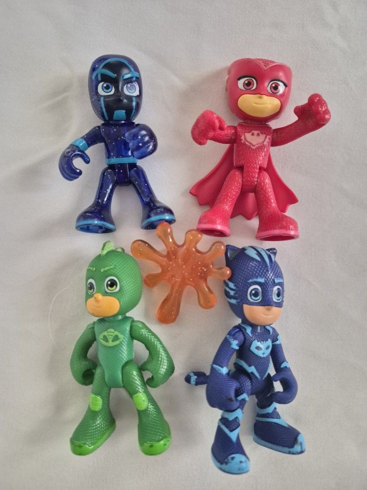 PJ Masks Night Time Mission Glow-in-the-Dark Action Figure Set, Preschool Toy