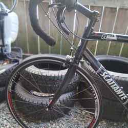 SCATTANTE  LR 330 ROAD BICYCLE $300 OBO