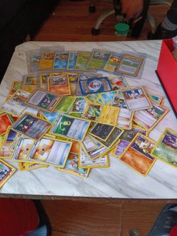 POKEMON CARDS.  OVER 500 DIFFERENT CARDS., INCLUDING HOLOGRAM CARDS, Pikachu  cards and other valuable cards