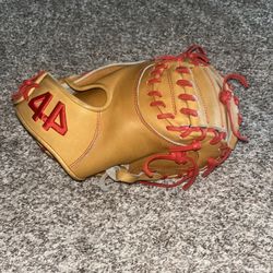 44 Pro baseball catchers glove