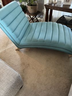 Chaise Lounger
