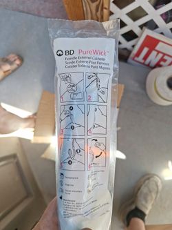 Women's external catheters