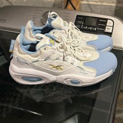 Reebok Iverson Sz 10.5