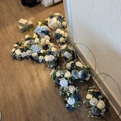 Blue & White Flower Wedding Decor