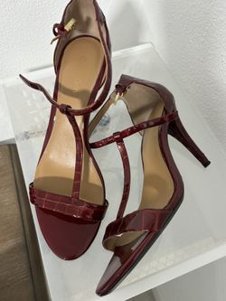 Size 8 Calvin Klein Sandals
