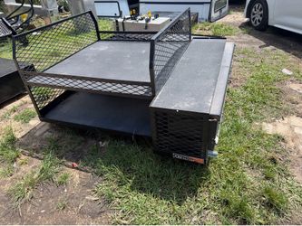 Bed slide for truck