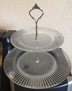 2-Tier Cake Stand (clear glass plate)