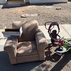 Free toys, electronics and furniture
