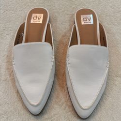 Dolce Vita Itzie Loafers Cream Sz 10