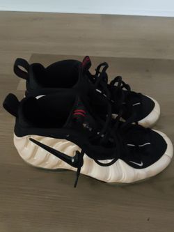 2010 Nike Pearl Foamposites sz 11